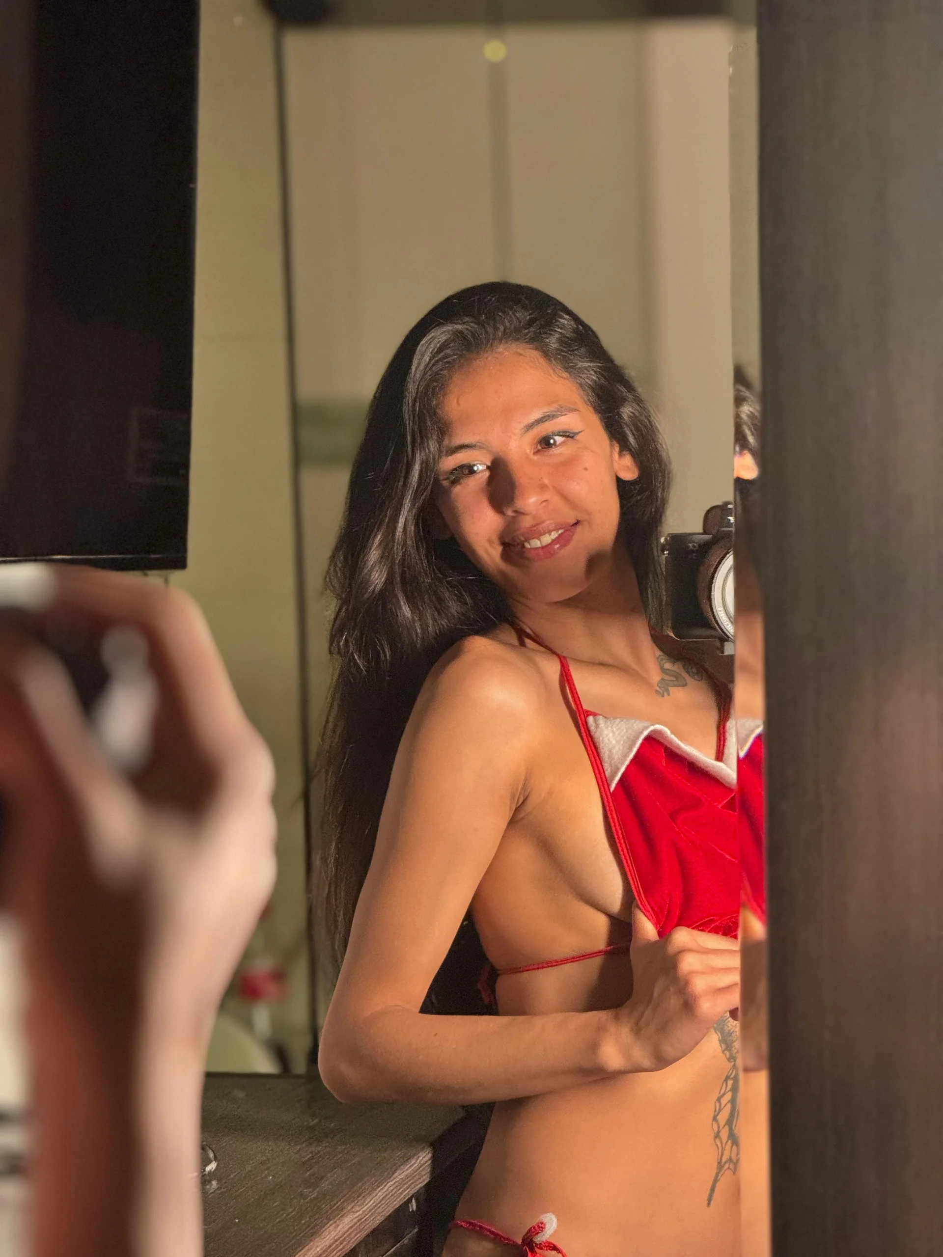 XXX Porn Photo of Nude Alisson_420 5