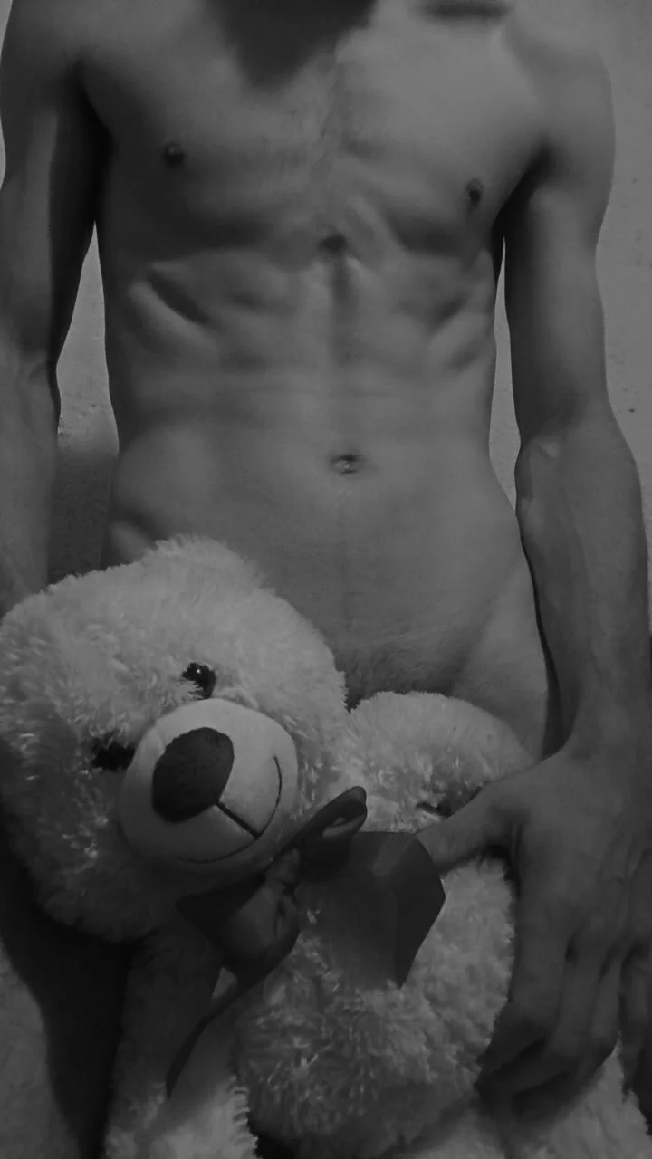 XXX Porn Photo of Nude manuelsixnine01 4