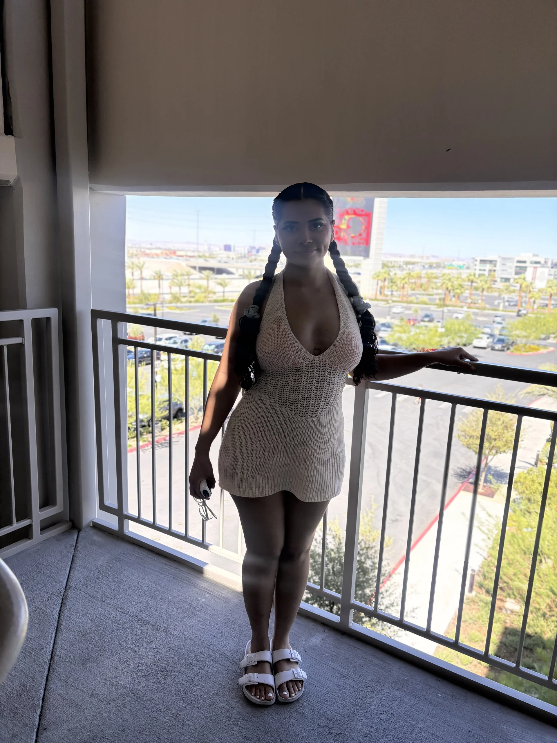 XXX Porn Photo of Nude vixxnovalee 2