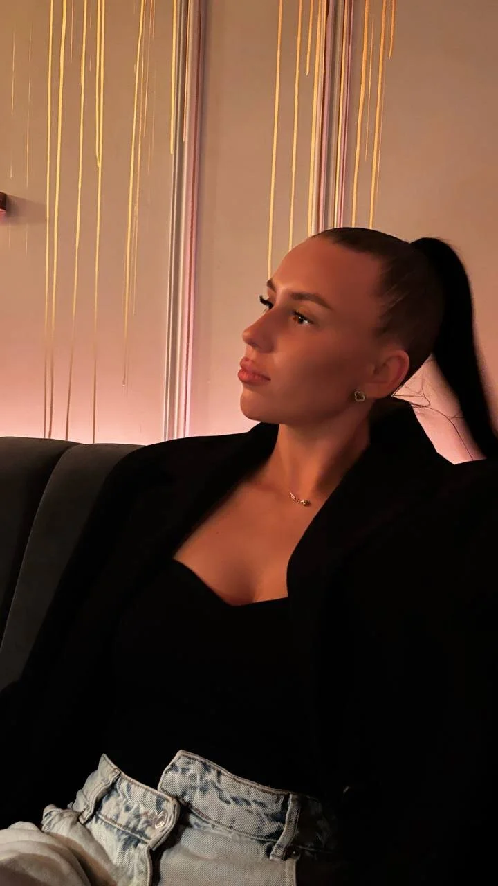 XXX Porn Photo of Nude Elizebeth_Parker 1