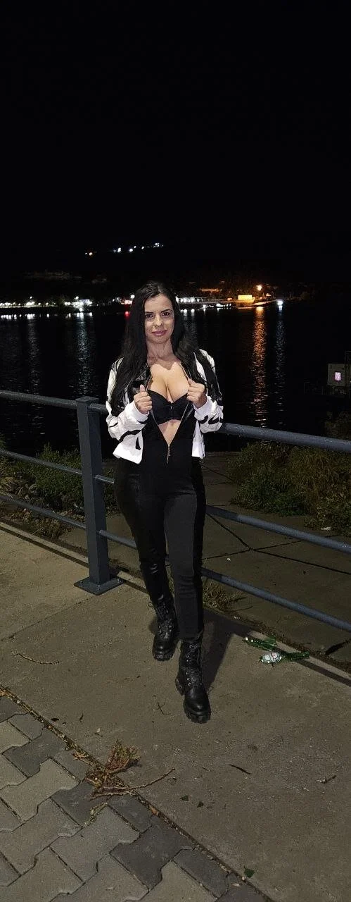 XXX Porn Photo of Nude juliahayessxx 483