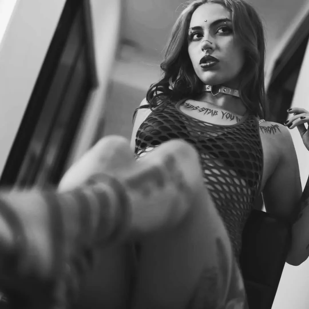 XXX Porn Photo of Nude maliciaXpoison 22