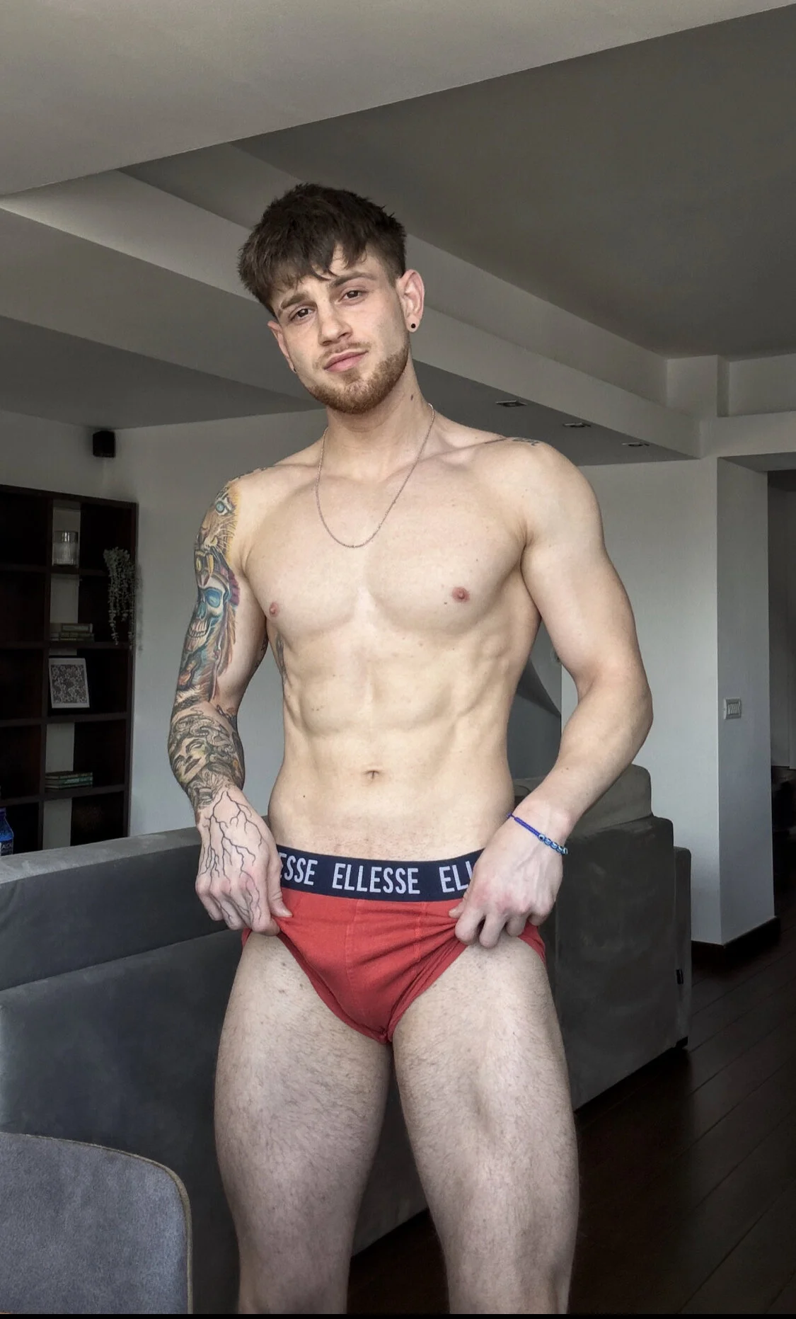 XXX Porn Photo of Nude -ThomasJr- 4