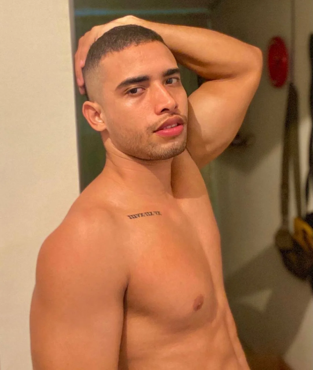 XXX Porn Photo of Nude LincomAmith 14