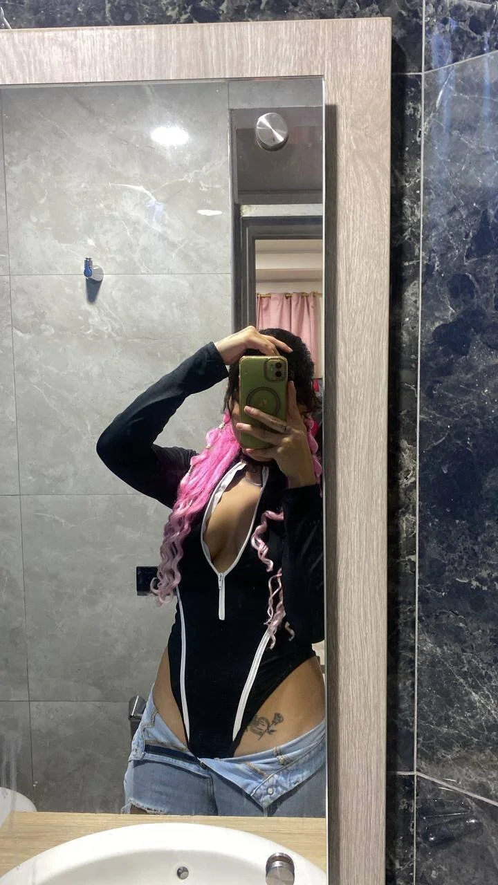 XXX Porn Photo of Nude mia_ellieth 5