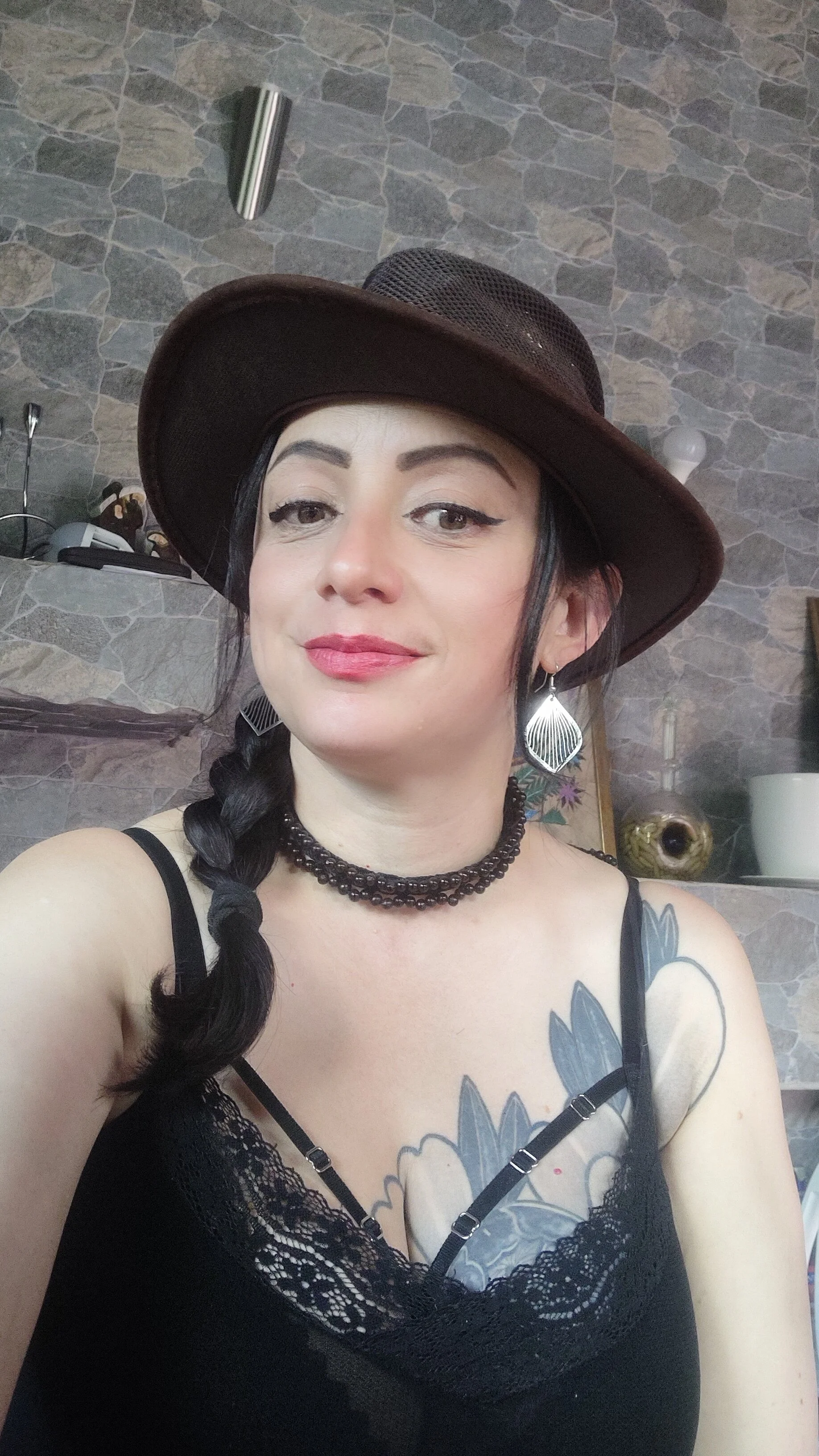 XXX Porn Photo of Nude Katicalatinmilf 23