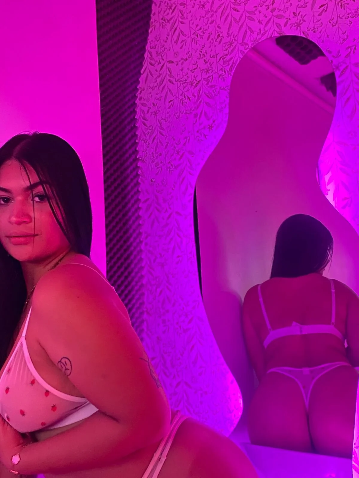 XXX Porn Photo of Nude manelike_ 23