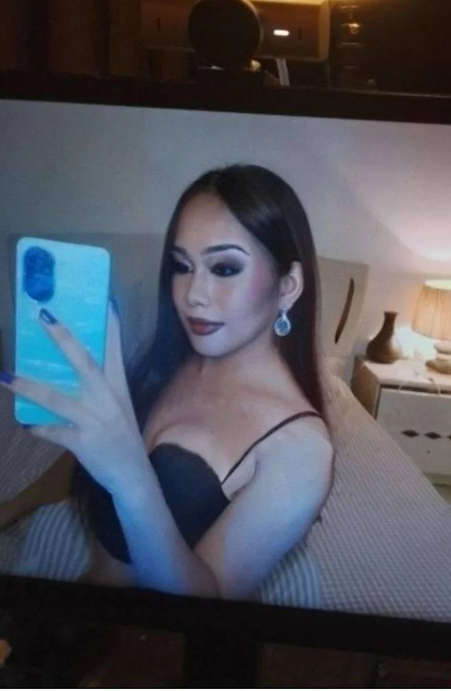 XXX Porn Photo of Nude Emily_fucker 4