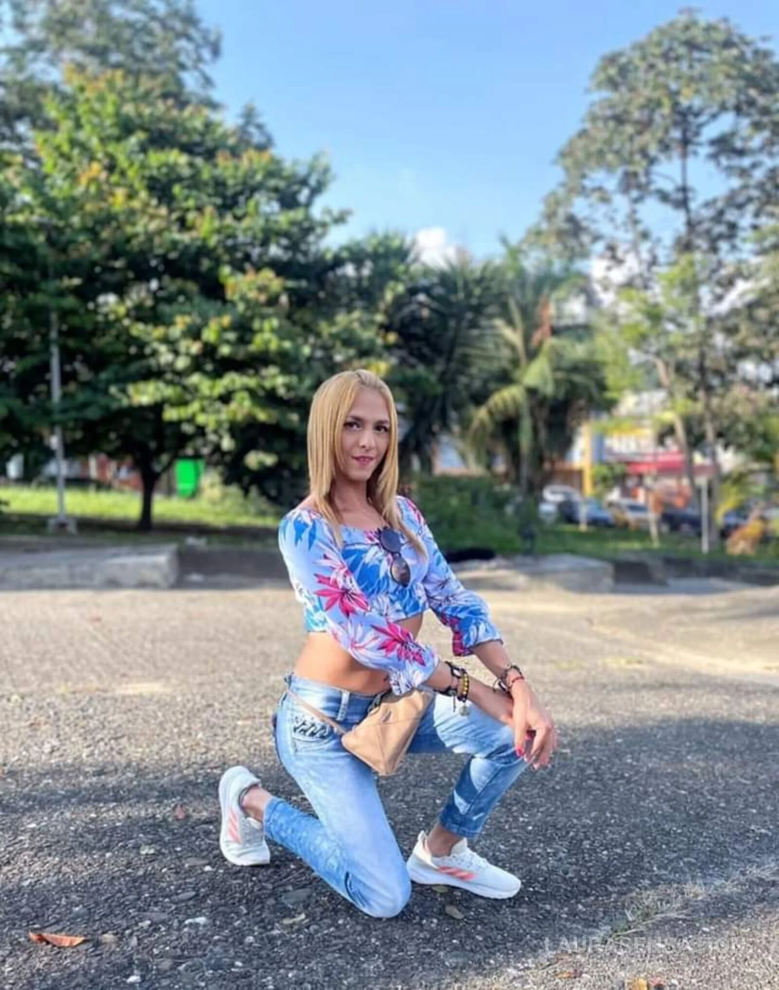 XXX Porn Photo of Nude laura_latinhot1 3