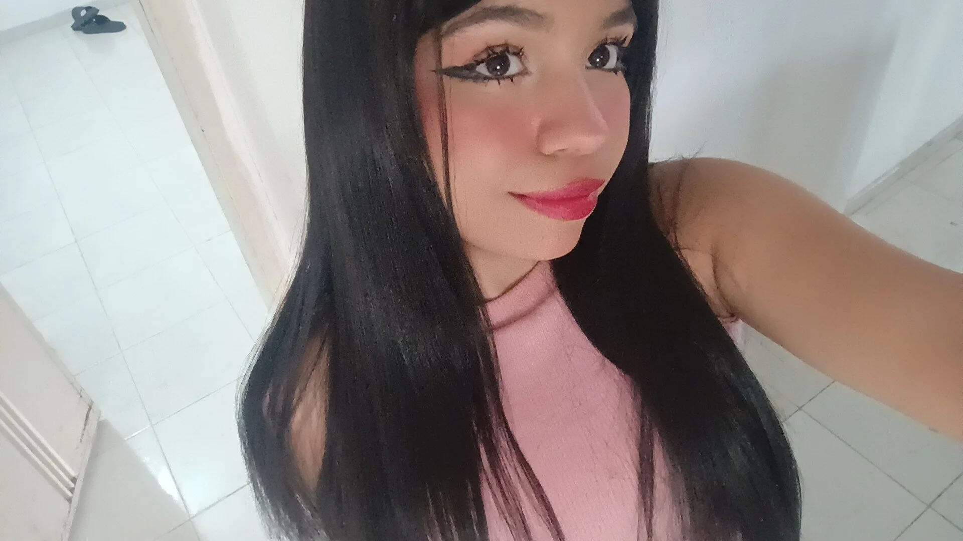 XXX Porn Photo of Nude Tatiana18Strip 13