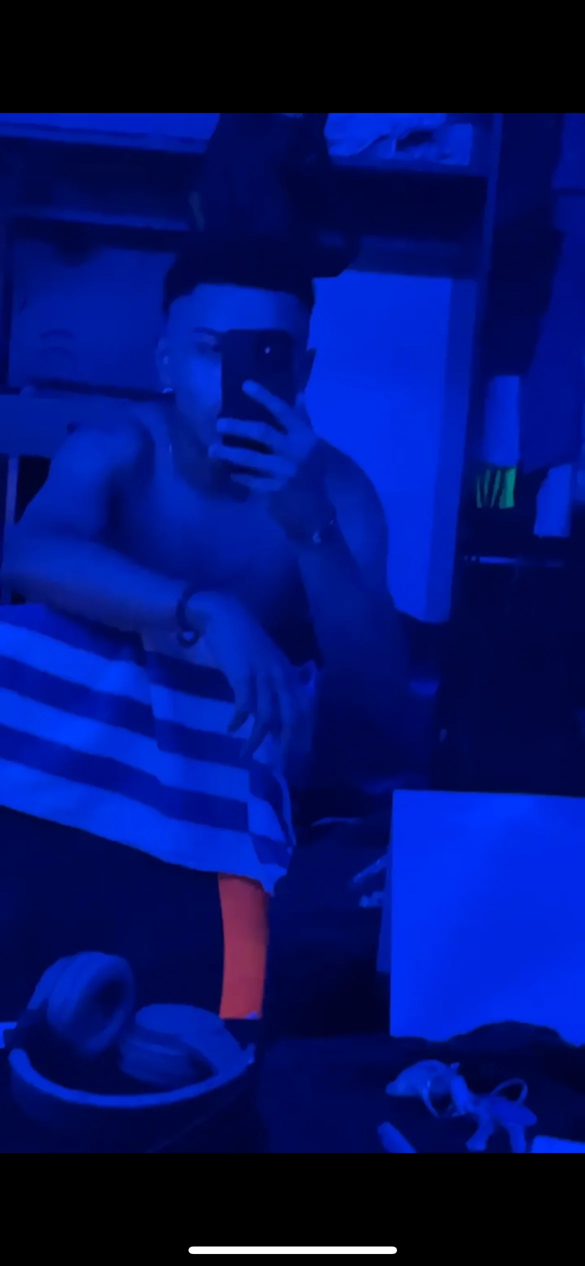 XXX Porn Photo of Nude deivonthewater 4