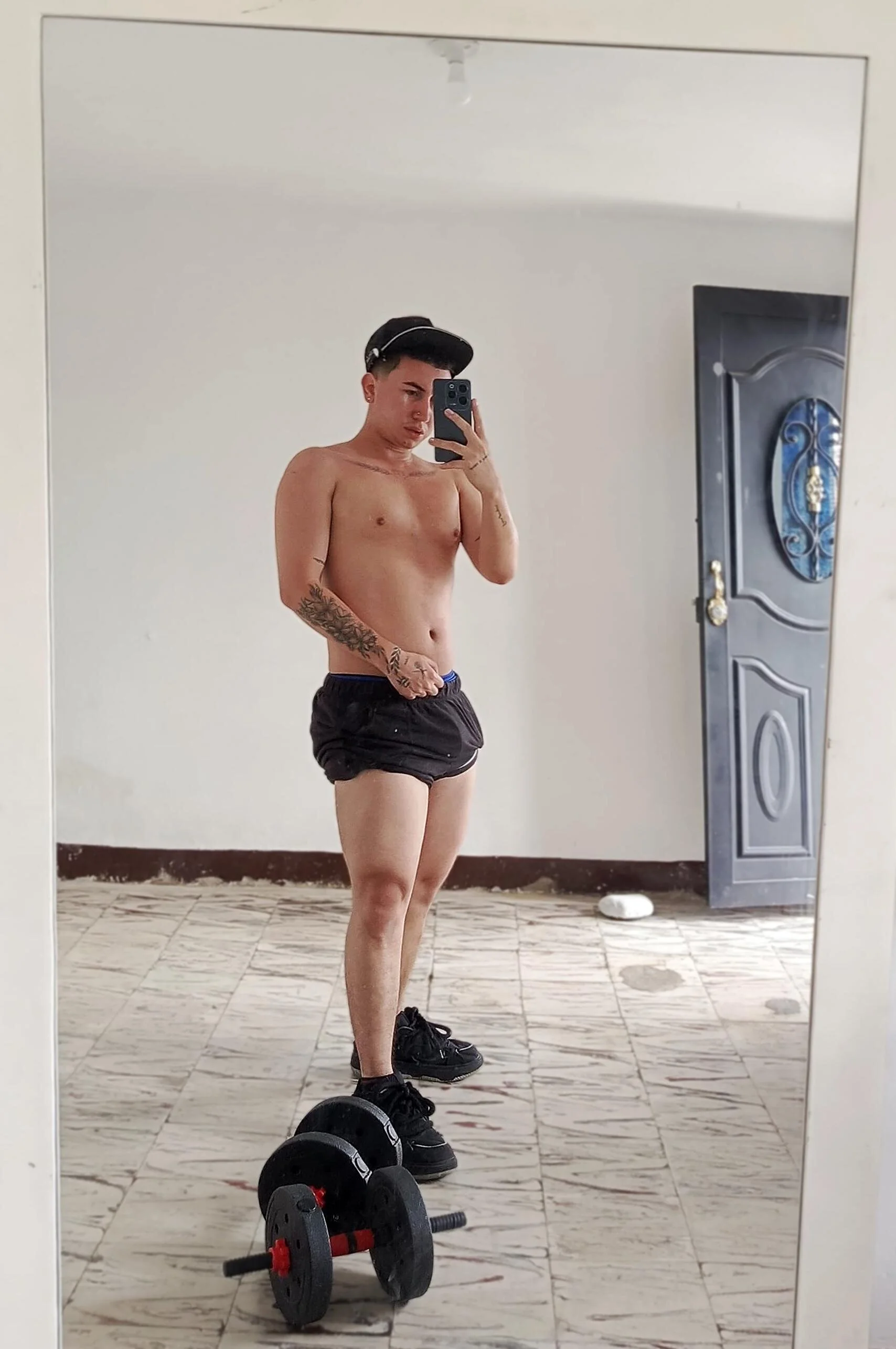XXX Porn Photo of Nude BadBoy_05 4