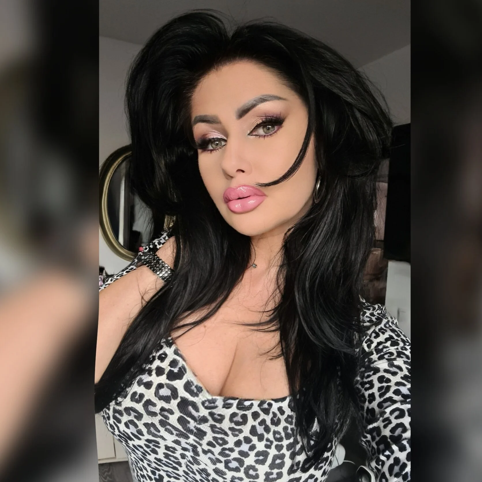 XXX Porn Photo of Nude LauraGreen34 26