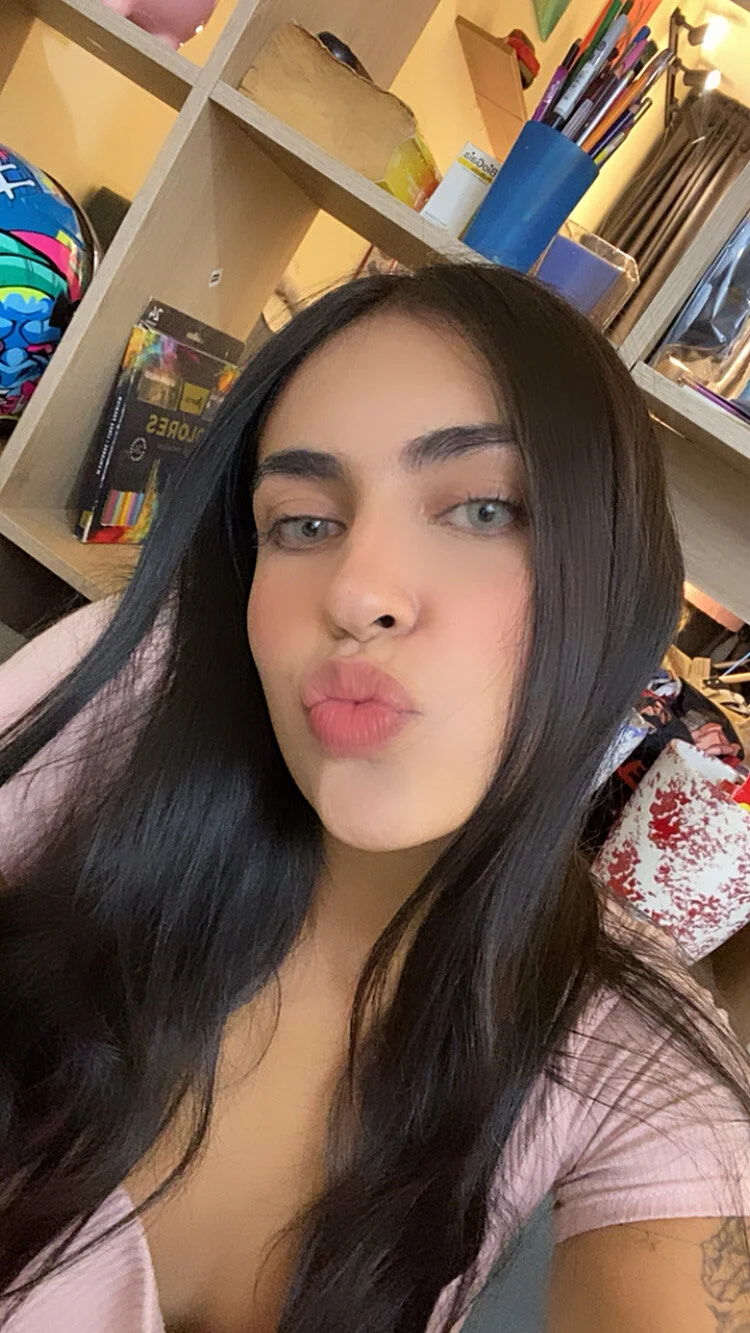 XXX Porn Photo of Nude DaphneUwu 18