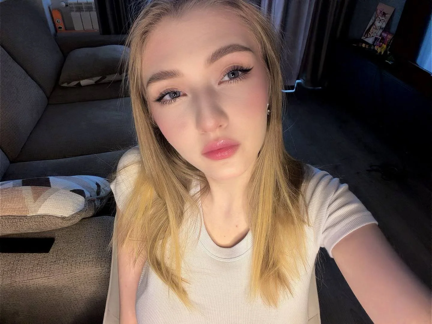 XXX Porn Photo of Nude AveryBerkson 33