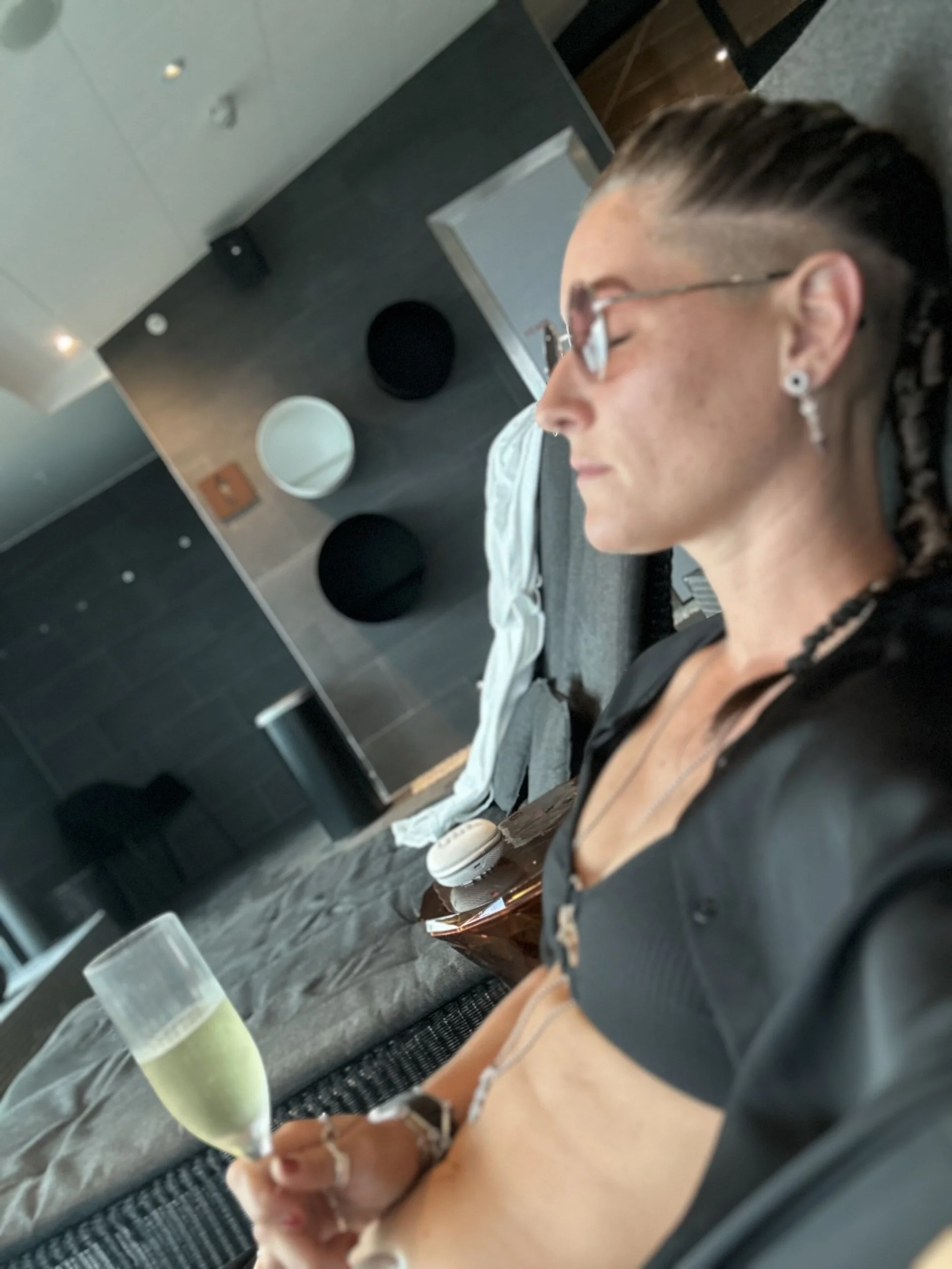 XXX Porn Photo of Nude SwingWingWomanSweden 21