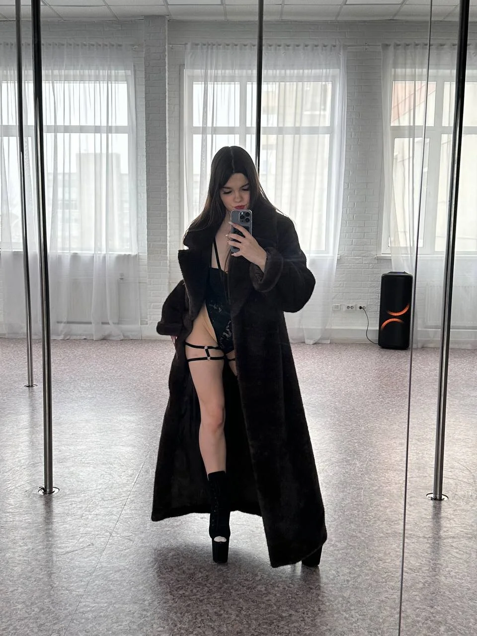 XXX Porn Photo of Nude miss__evelyne 7