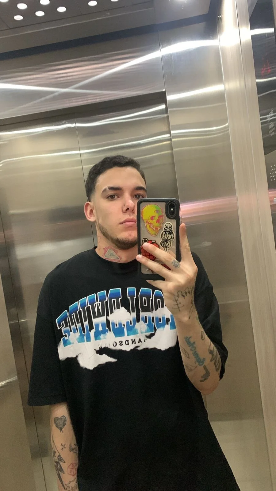 XXX Porn Photo of Nude ricardo333 3