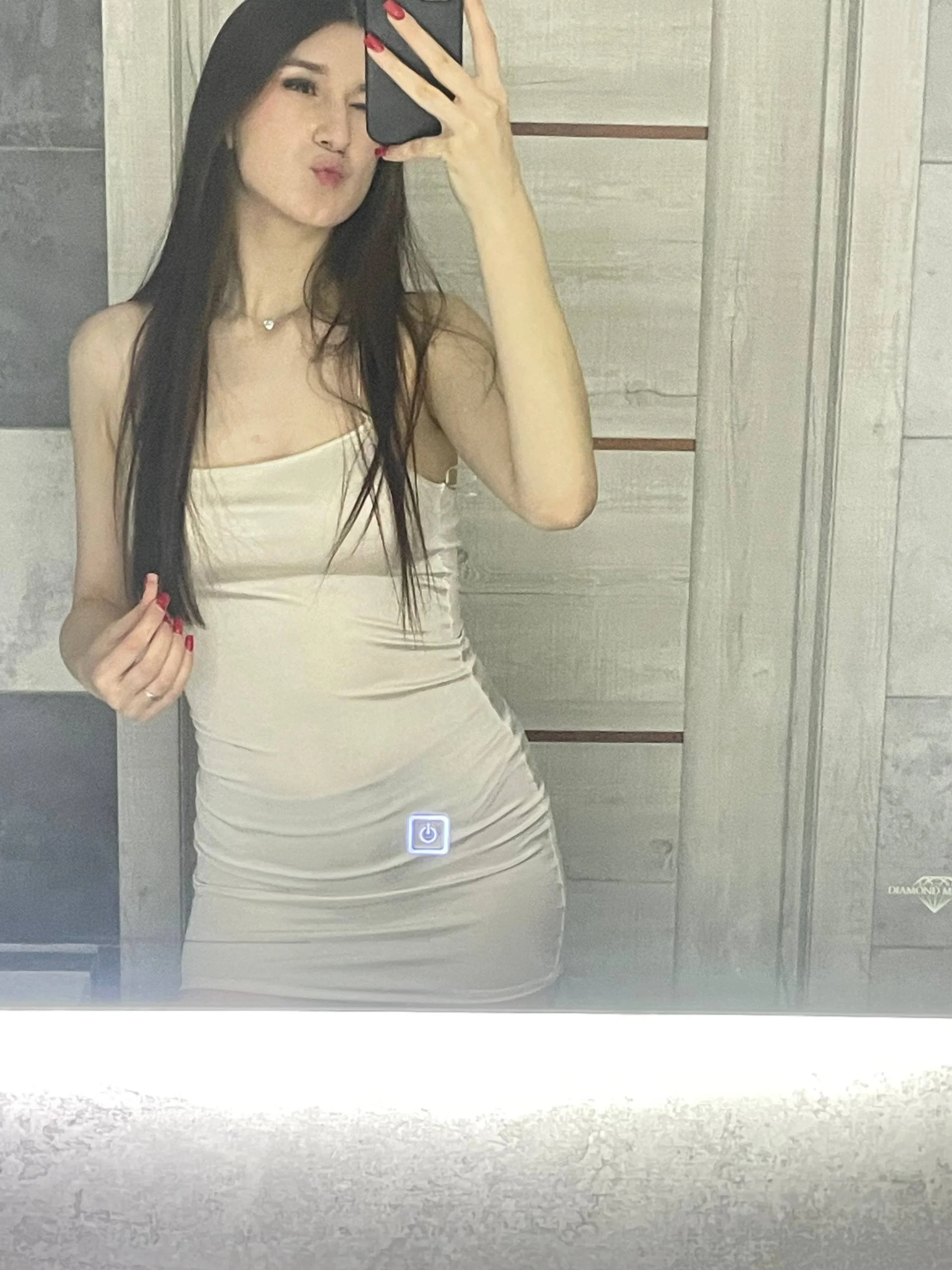 XXX Porn Photo of Nude EmyHarrington 4