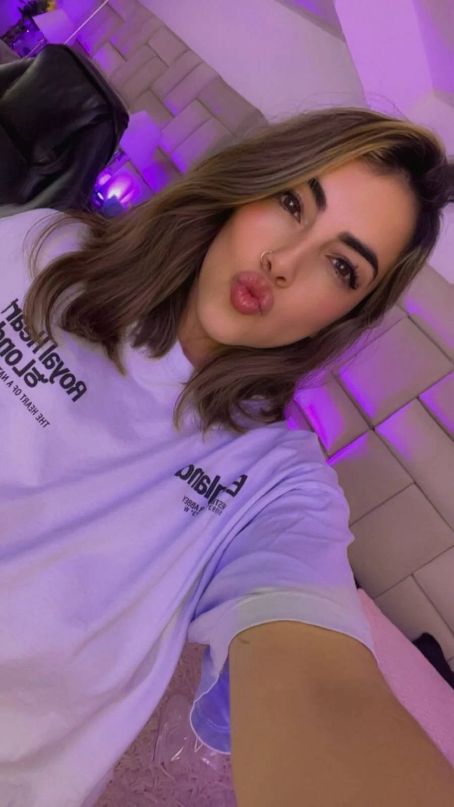 XXX Porn Photo of Nude Aphril_Iris 5