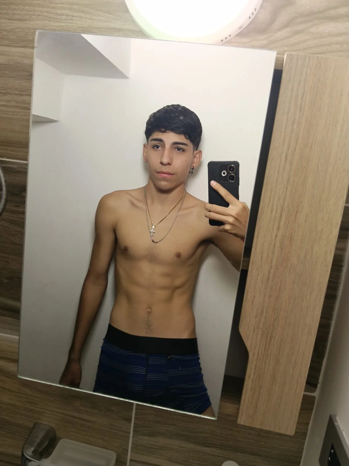 XXX Porn Photo of Nude ansel_26 3