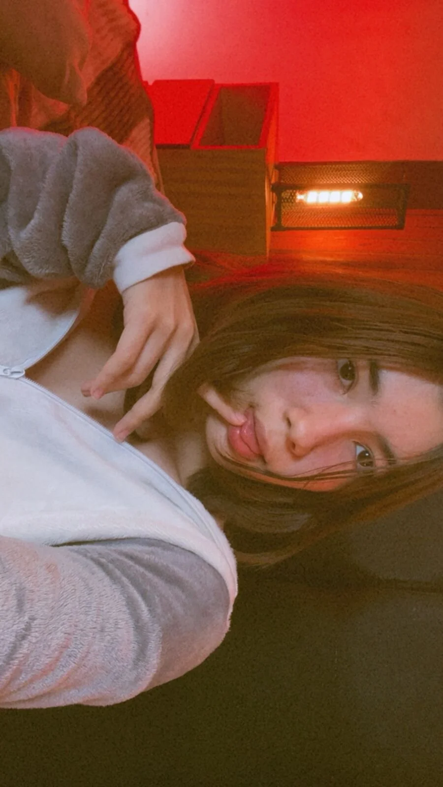 XXX Porn Photo of Nude CuteButHarder 14