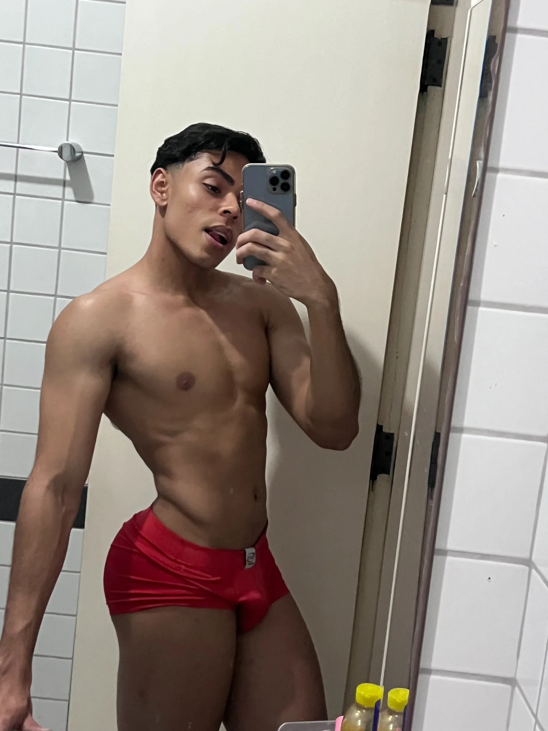 XXX Porn Photo of Nude angeldan_ 4