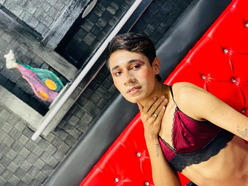 XXX Porn Photo of Nude KiaraRosi 8