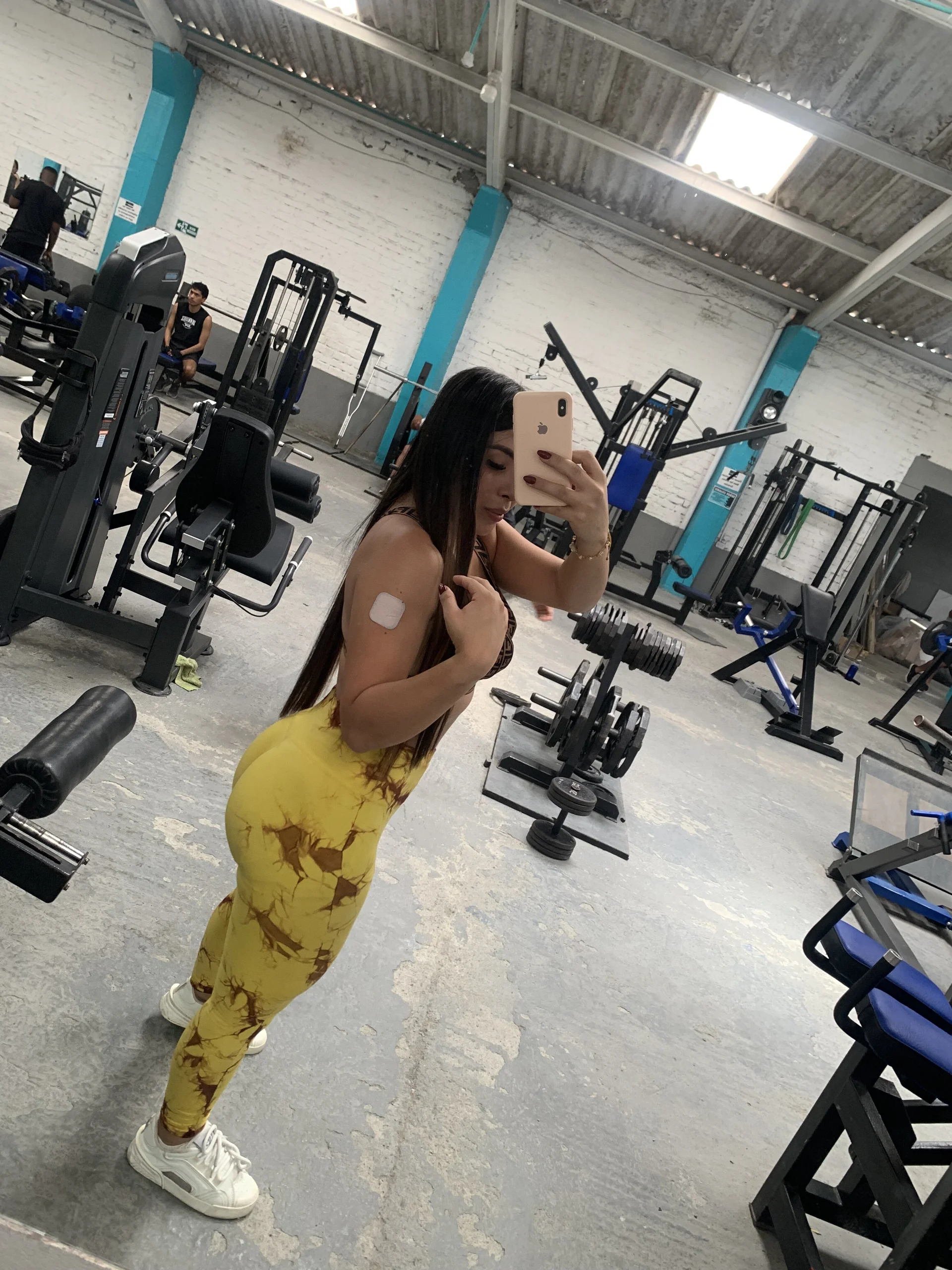 XXX Porn Photo of Nude isa__cutee98 8