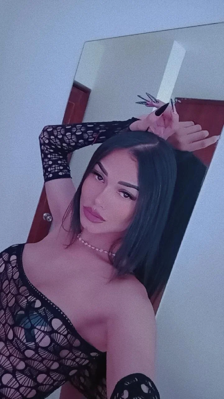 XXX Porn Photo of Nude alee_lenoxx 38