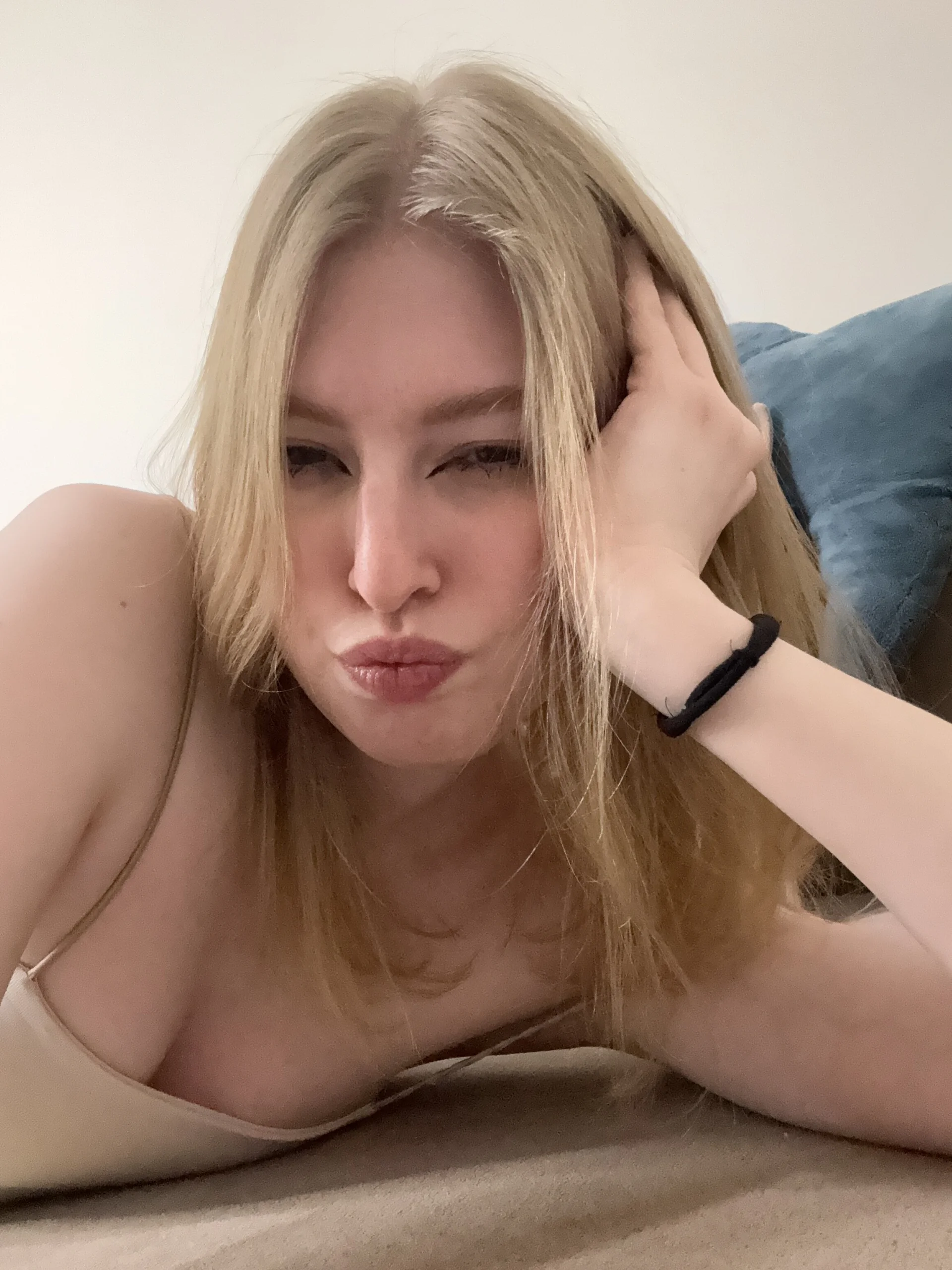XXX Porn Photo of Nude LanaRoxxy 20
