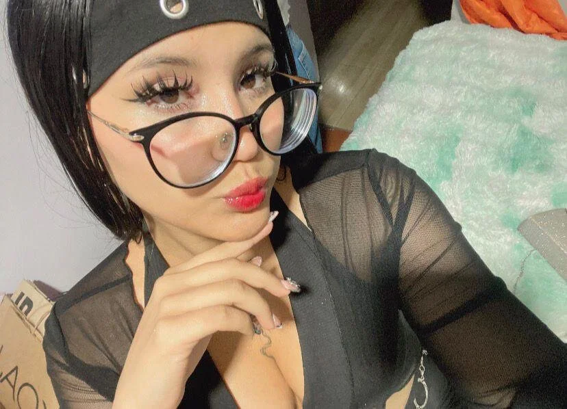 XXX Porn Photo of Nude Emmari_Dolly 3