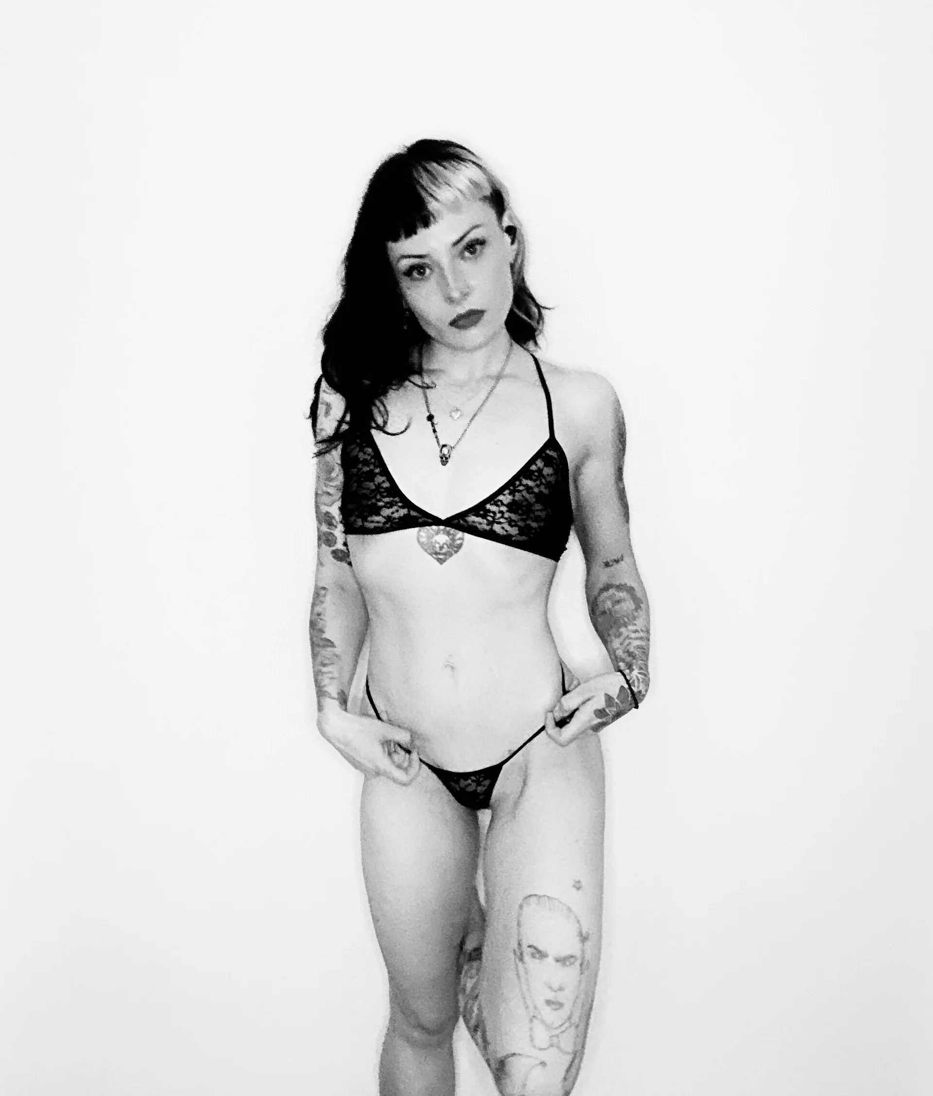 XXX Porn Photo of Nude altgrlnextdoor 5