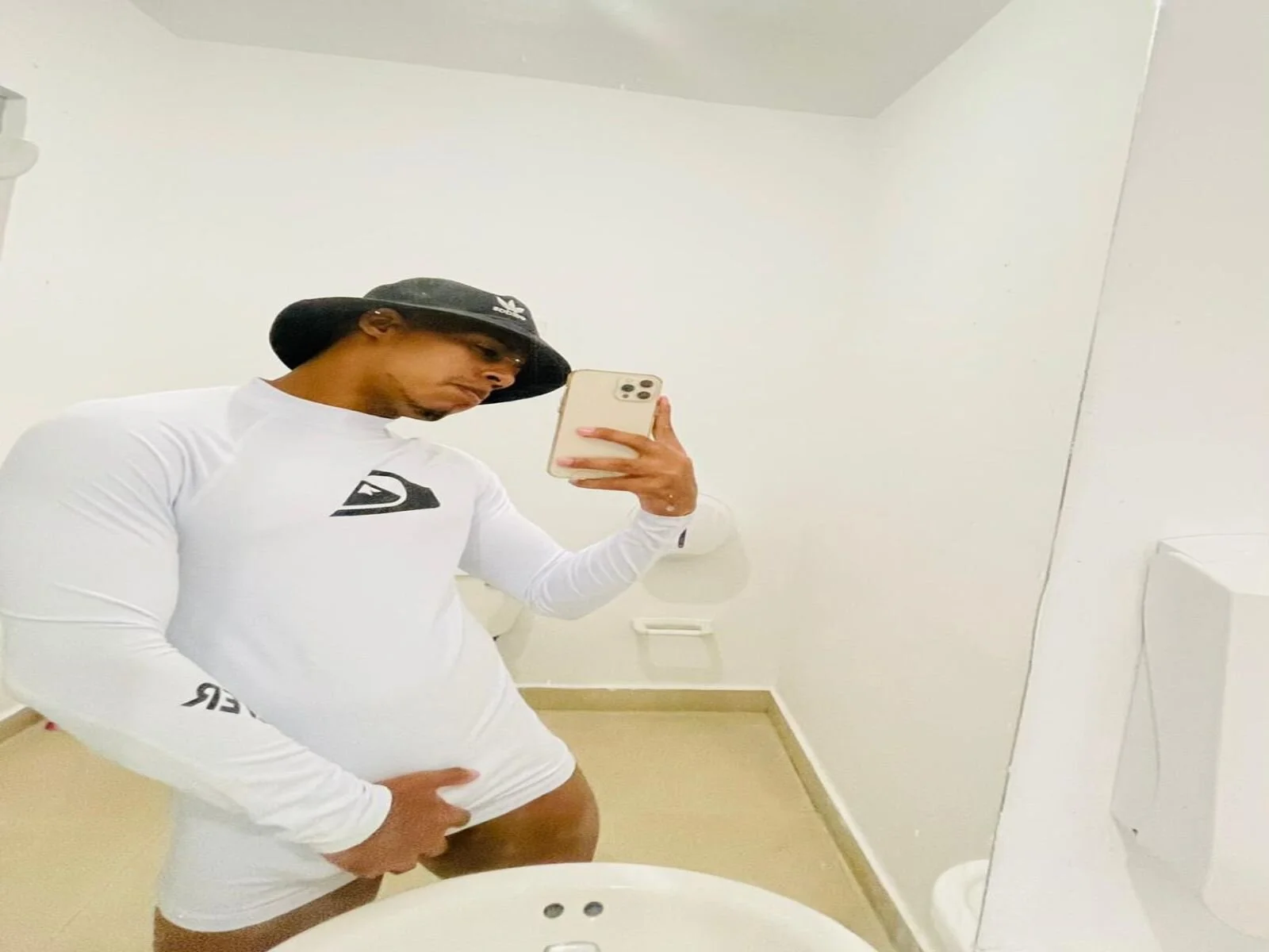 XXX Porn Photo of Nude brushbarton__ 5