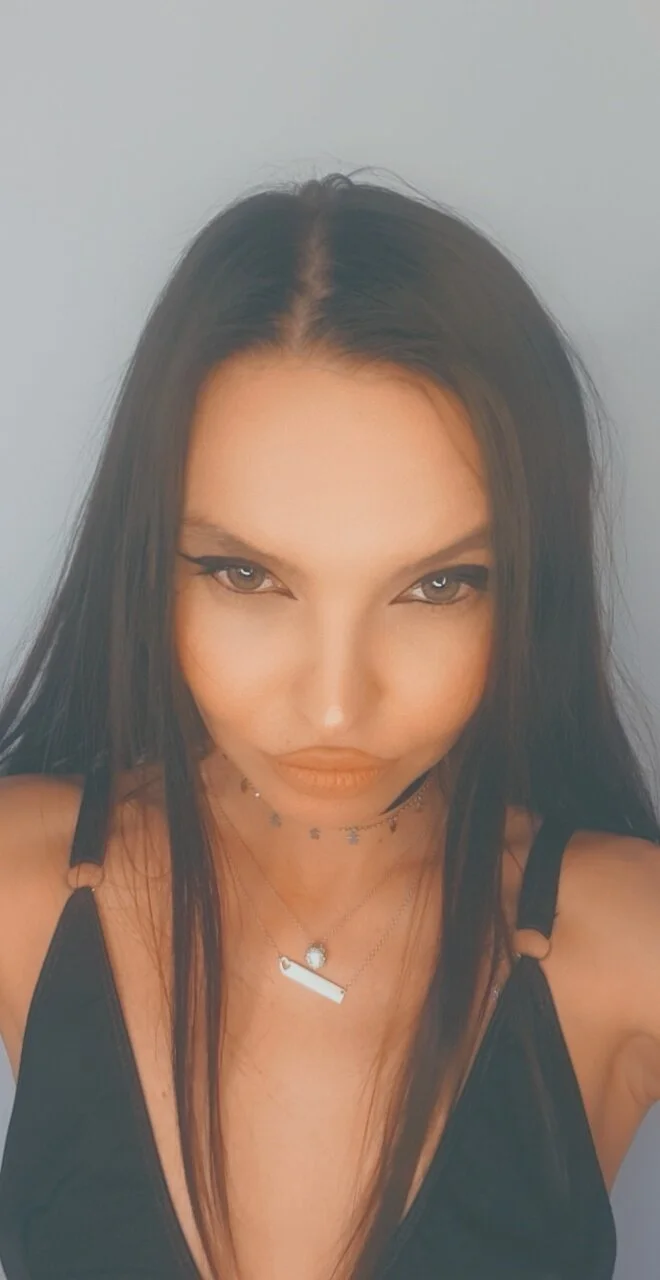 XXX Porn Photo of Nude _alleyesonme_ 20