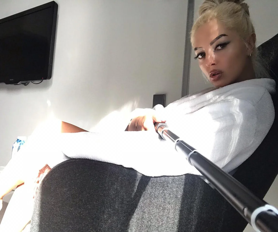XXX Porn Photo of Nude Tremendous_blondie 61