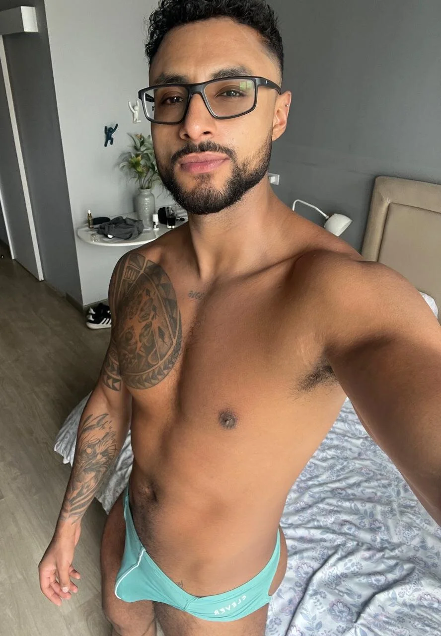XXX Porn Photo of Nude LiamGarcia1 13