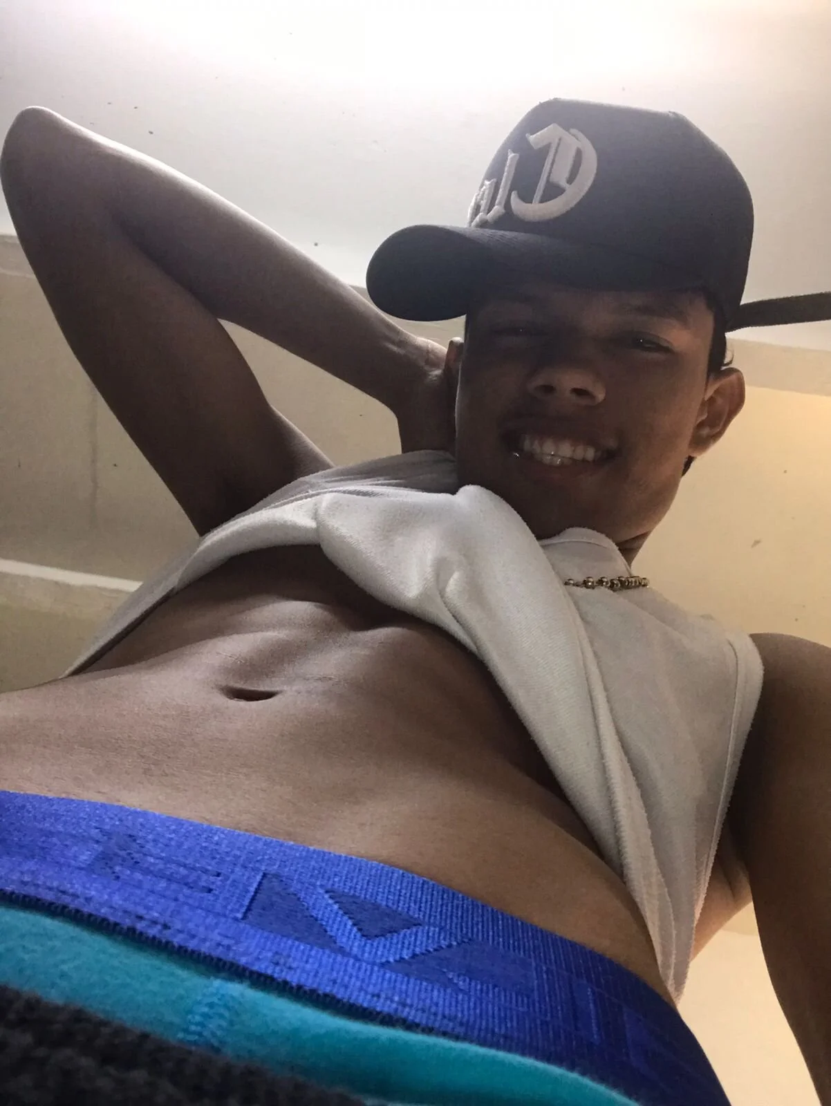 XXX Porn Photo of Nude juan_mhata 3