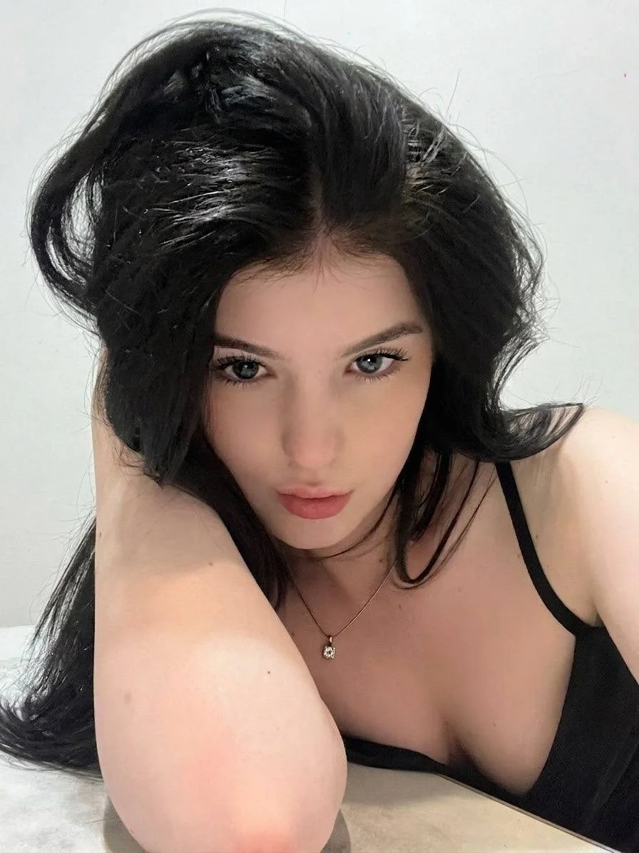 XXX Porn Photo of Nude AnnaYount 2