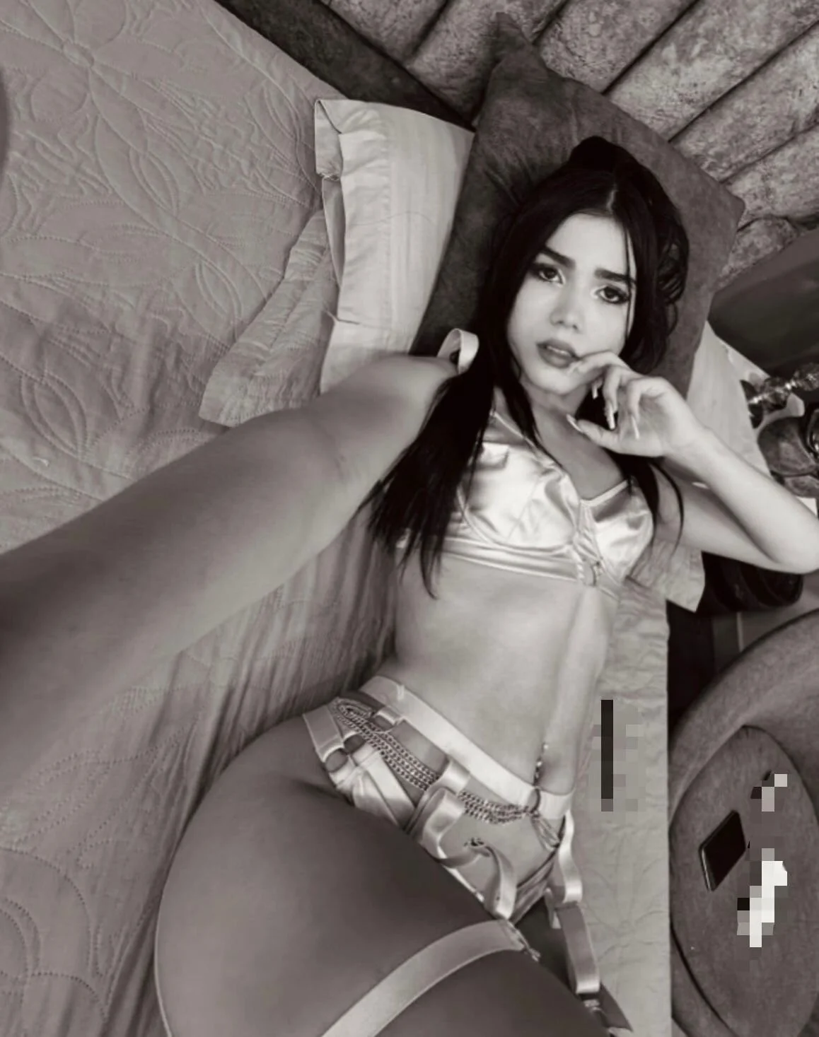 XXX Porn Photo of Nude roxana_scott1 13