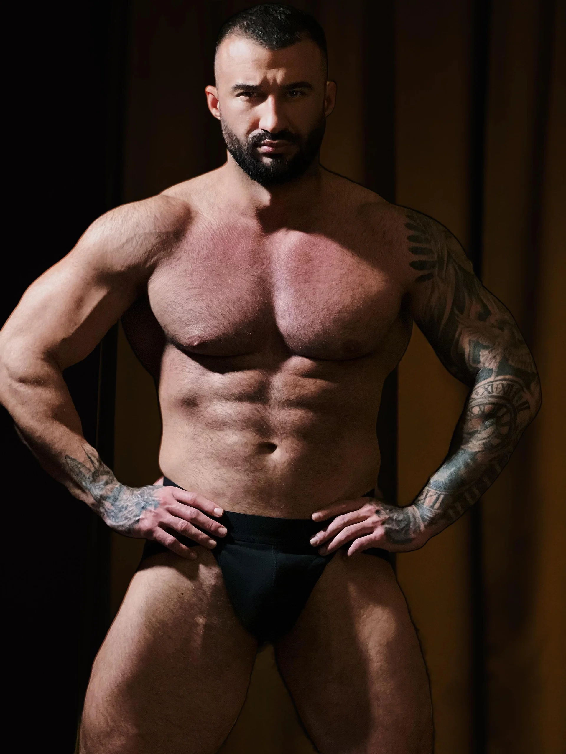 XXX Porn Photo of Nude MuscleJohn 1