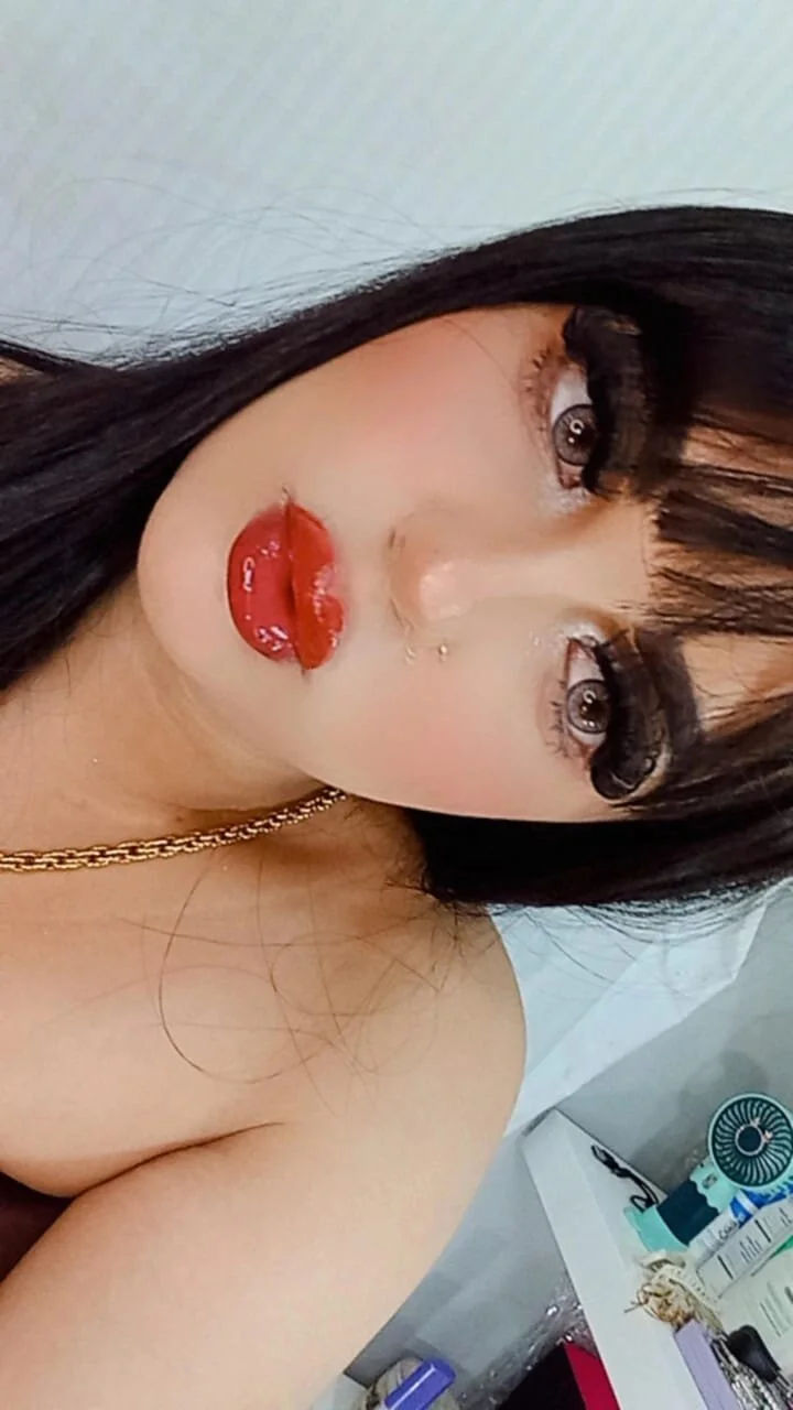 XXX Porn Photo of Nude EmmilyConnor 4
