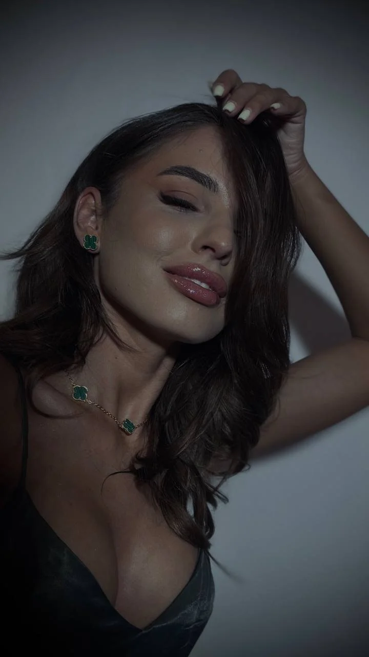 XXX Porn Photo of Nude EsmeAinsley 72