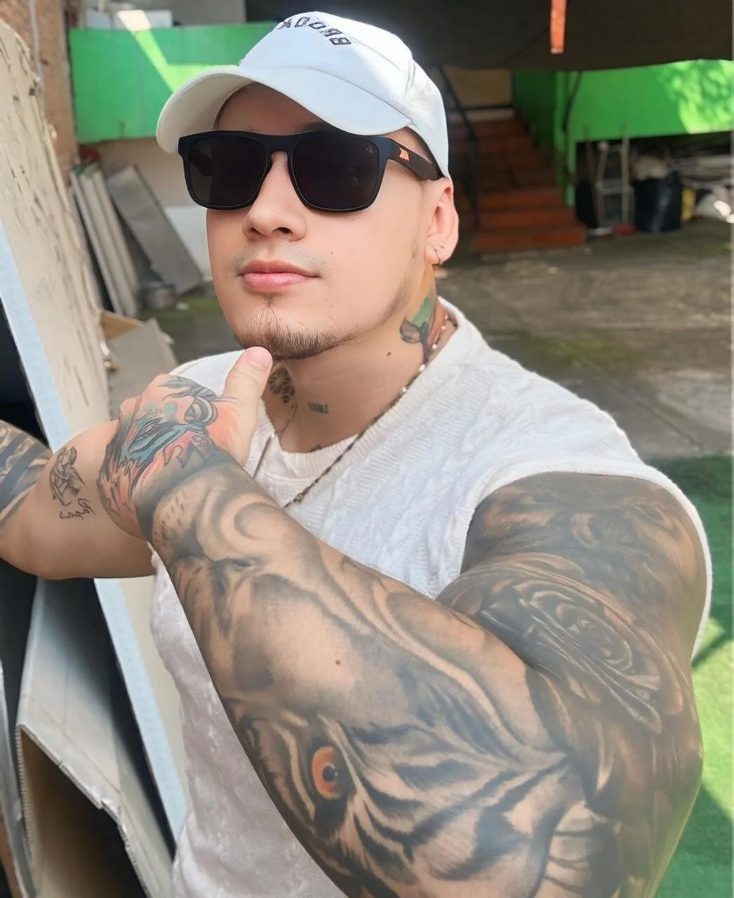 XXX Porn Photo of Nude kike_energy 23