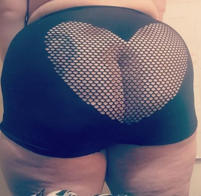 XXX Porn Photo of Nude BBWQUEENBEEE 4
