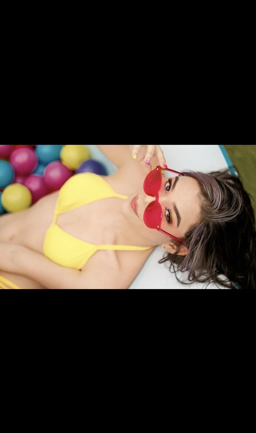 XXX Porn Photo of Nude AprilDubois 6