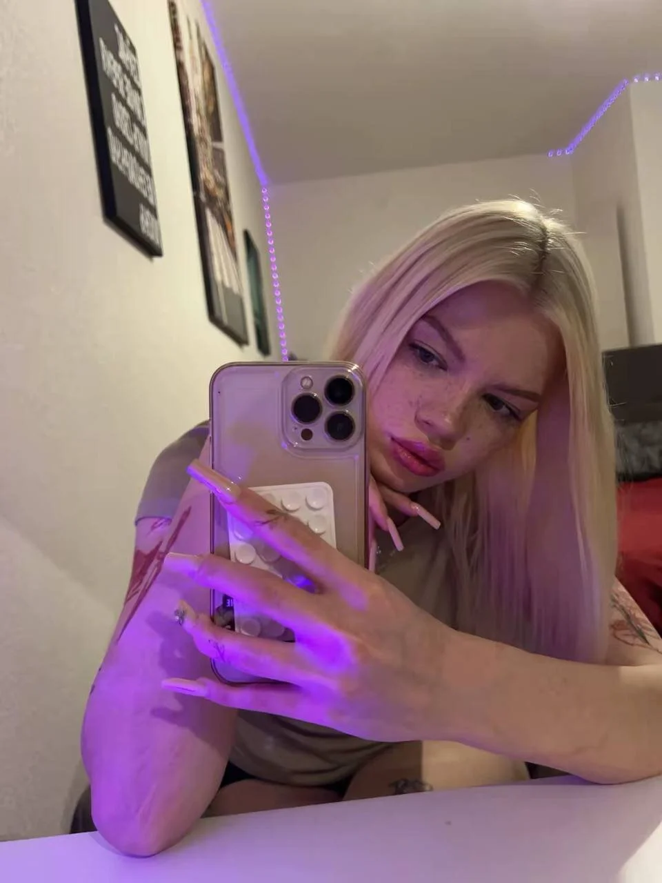 XXX Porn Photo of Nude SongLiller 10