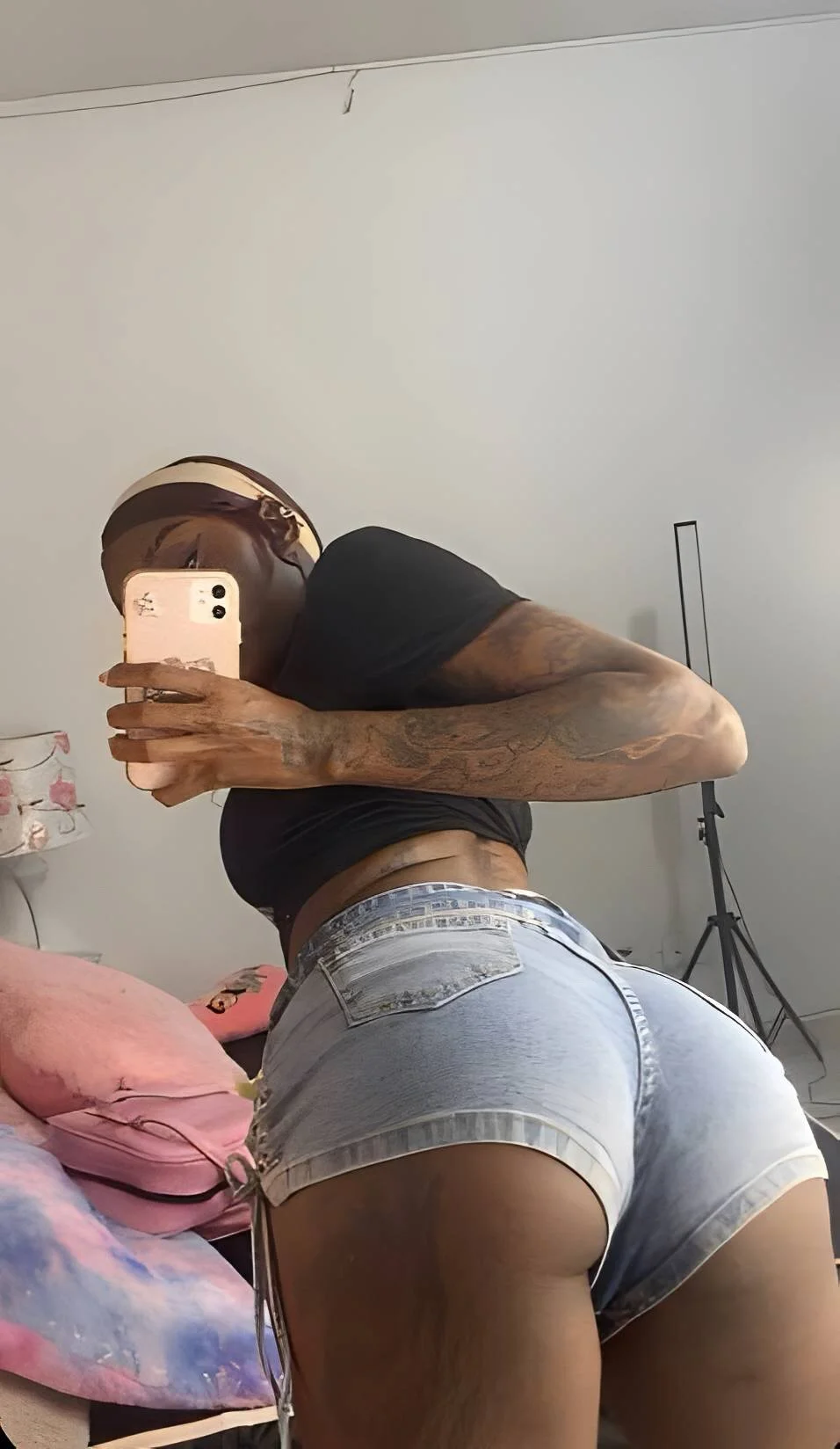 XXX Porn Photo of Nude MilanJackson 55