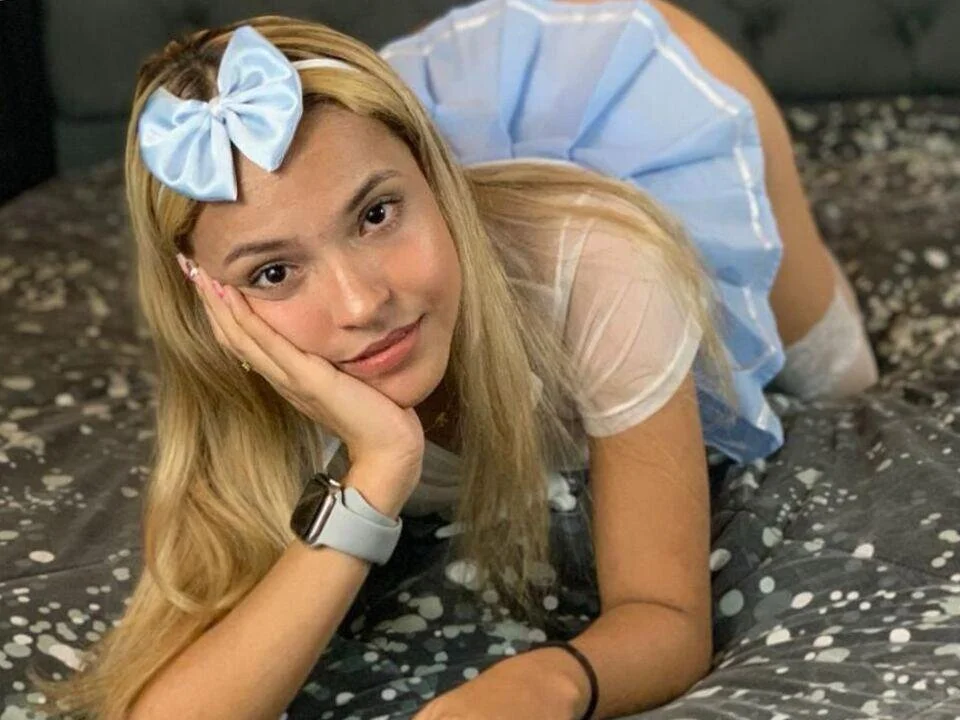 XXX Porn Photo of Nude Leah_sweet1 6