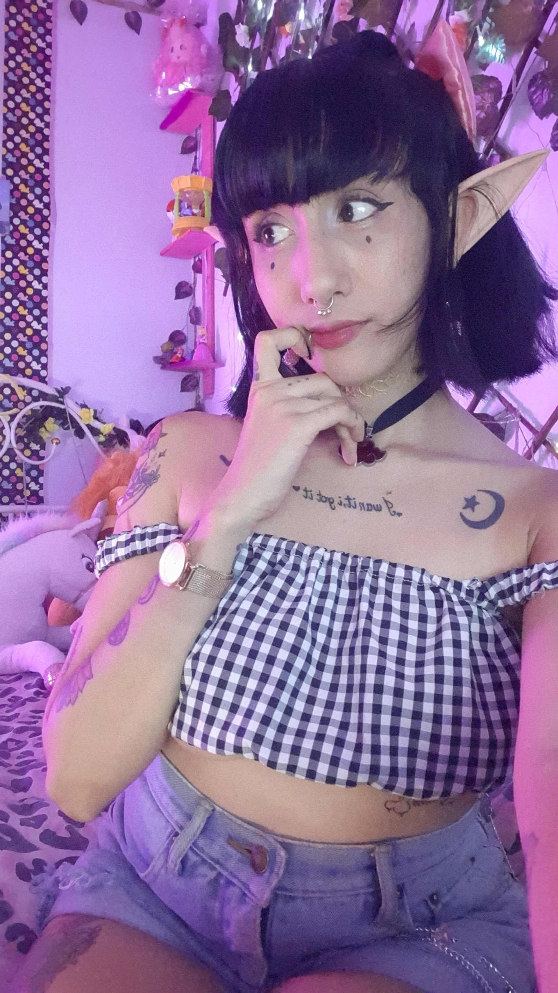 XXX Porn Photo of Nude LunaDeCristall 2